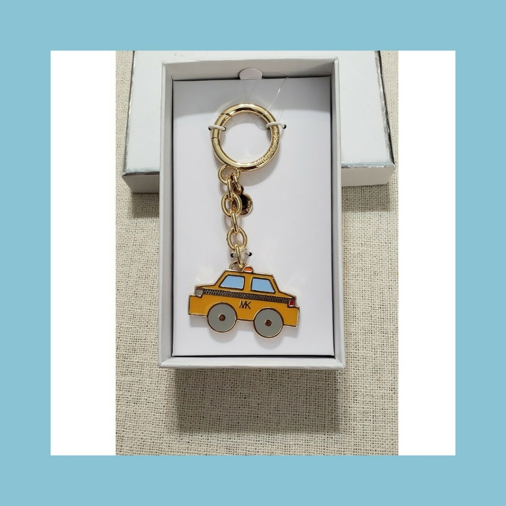 Michael Kors Taxi Bag Charm